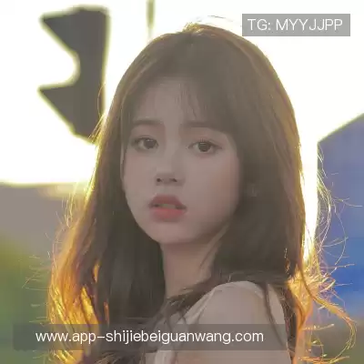 劳真杨